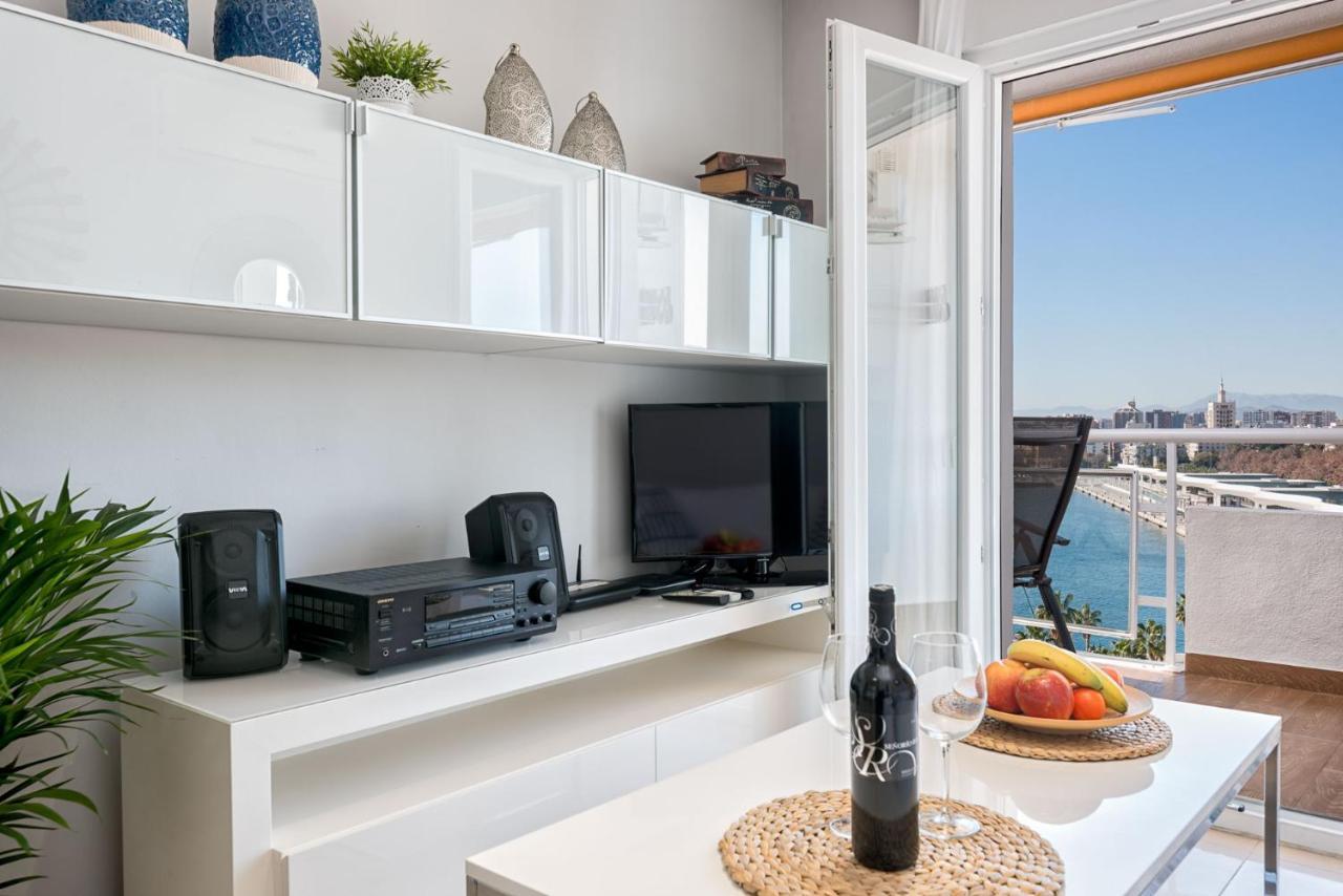 Susana Beach Apartment In Malaga By Solaga Holiday Homes Exterior foto